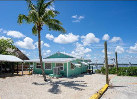 Crabby Cottage Goodland